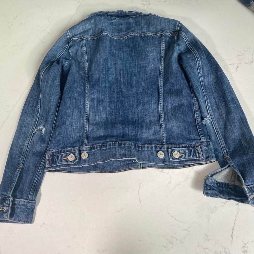 Levi's Trucker Denim Jacket Distressed Vintage Wash Women's Size small - Picture 8 of 8